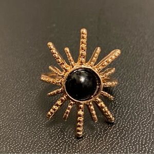 Size 7 Gold Starburst Ring NEW